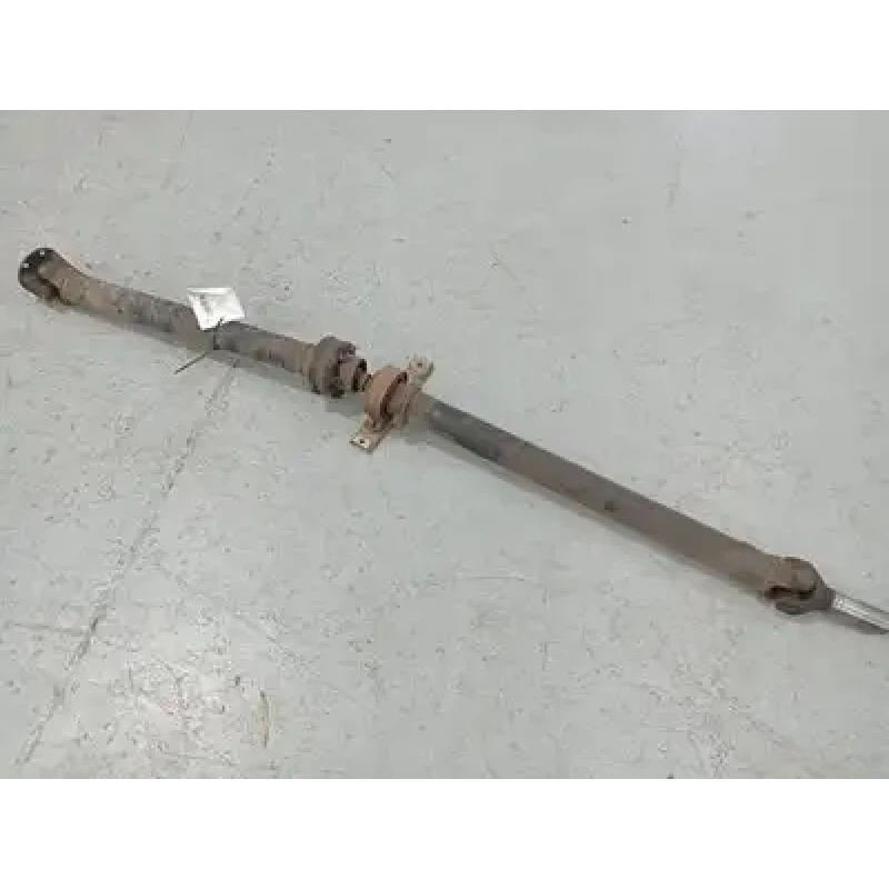 HOLDEN COMMODORE REAR PROP SHAFT VT SEDAN 3.8 V6 AUTO -ROUND FLANGE 09/97-10/00