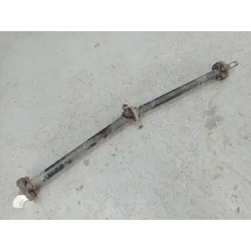 HOLDEN COMMODORE REAR PROP SHAFT VX-VY2, 3.8, AUTO T/M, SEDAN, 3 BOLT FLANGE, 10