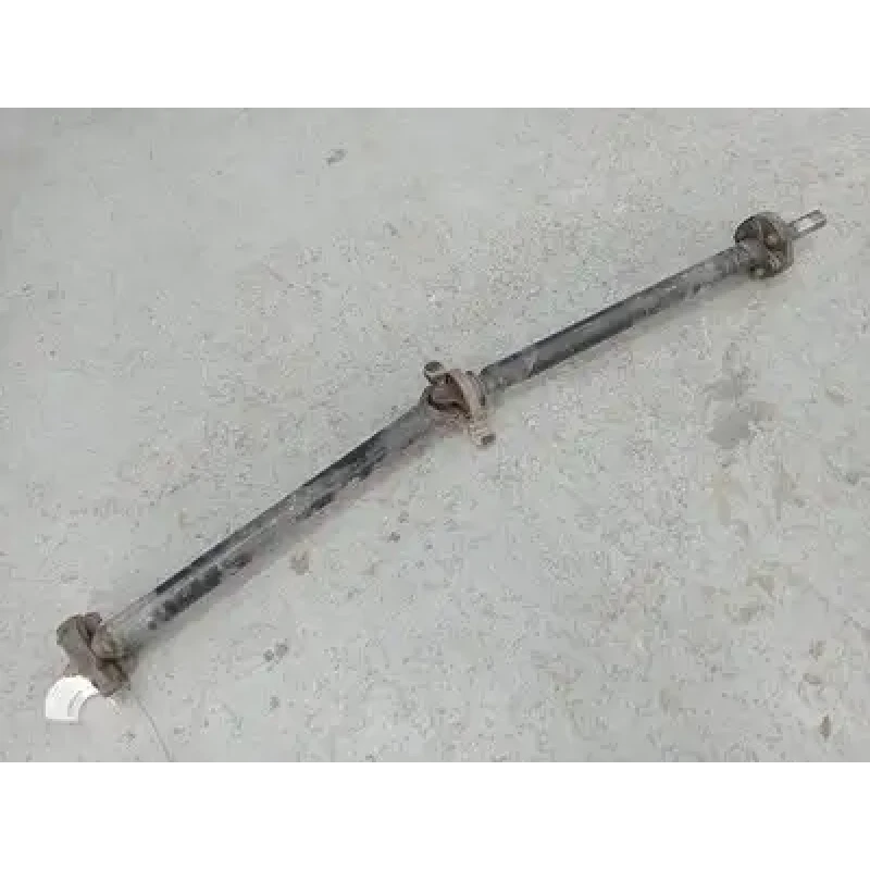 HOLDEN COMMODORE REAR PROP SHAFT VX-VY2, 3.8, AUTO T/M, SEDAN, 3 BOLT FLANGE, 10