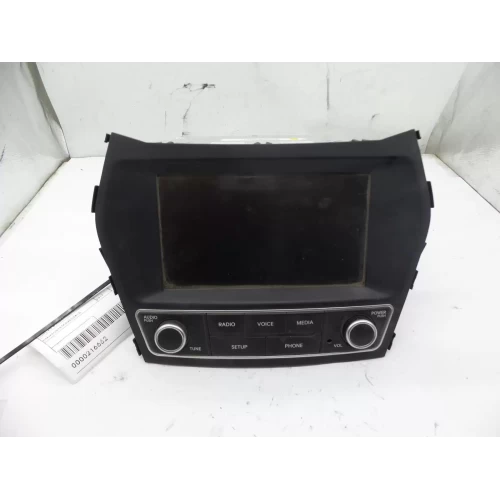 HYUNDAI SANTA FE STEREO/HEAD UNIT DISPLAY & CONTROL UNIT, NON SAT NAV TYPE,