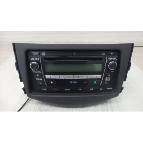 TOYOTA RAV4 STEREO/HEAD UNIT 6 DISC CD STACKER (P/N ON FACE 12852), ACA33, 11/05