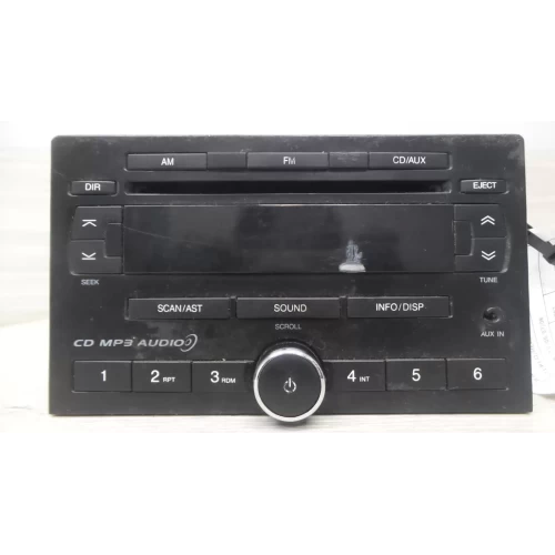 HOLDEN BARINA STEREO/HEAD UNIT CD PLAYER W/ AUX, TK, 12/05-07/08 2007