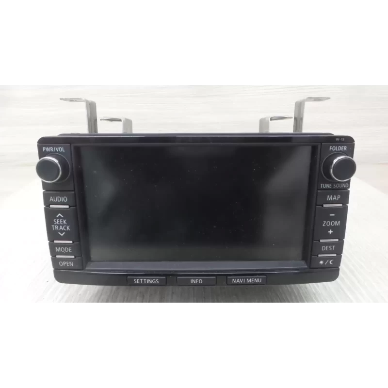 MITSUBISHI CHALLENGER STEREO/HEAD UNIT SAT. NAV, KH/PB-PC, 12/09-12/15 2015