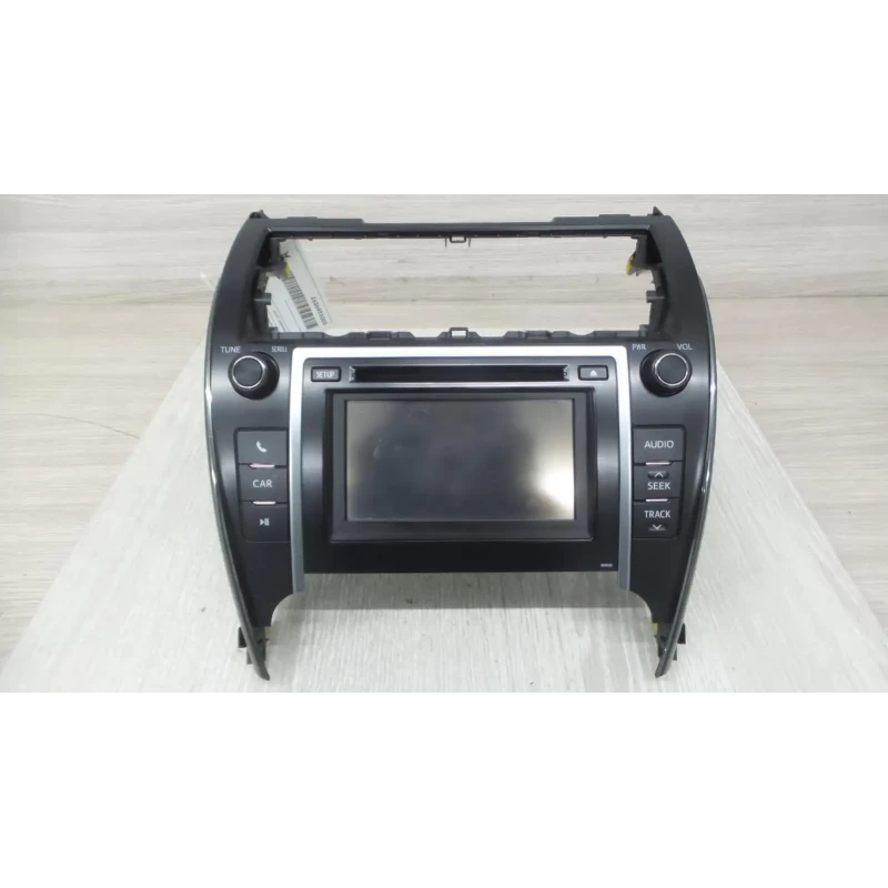 TOYOTA CAMRY STEREO/HEAD UNIT 6.1in TOUCHSCREEN (P/N ON FACE 100035), ASV50/AVV5