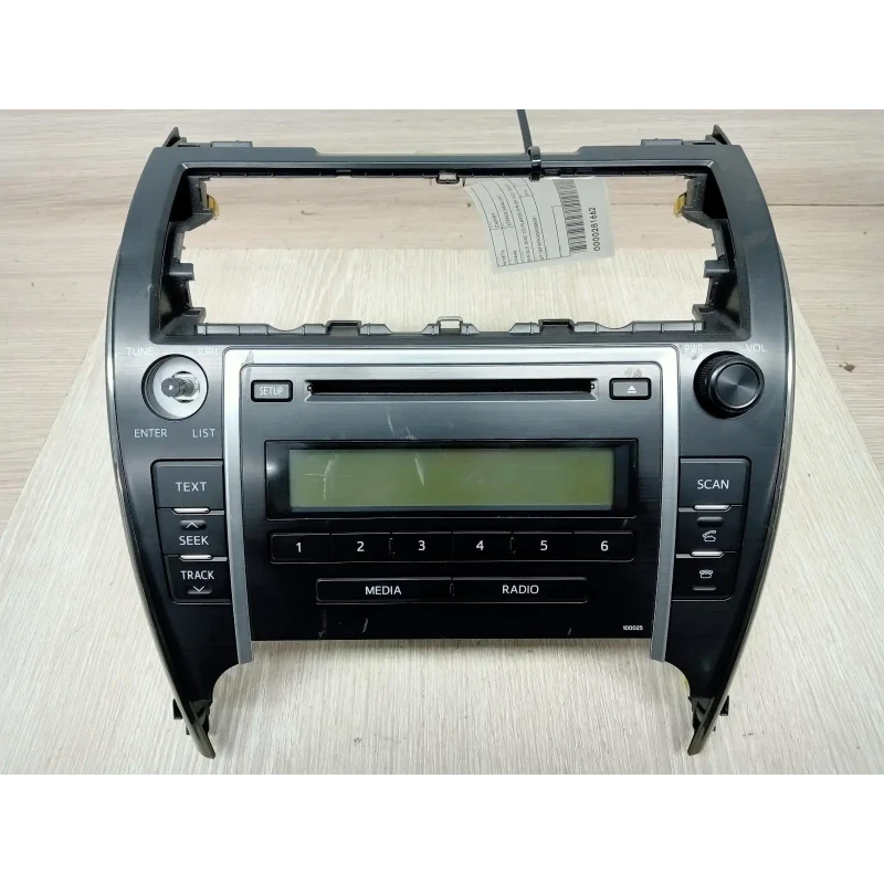 TOYOTA CAMRY STEREO/HEAD UNIT SINGLE DISC CD PLAYER (P/N ON FACE 100025), ASV50/