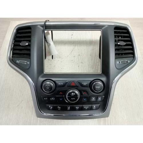 JEEP GRANDCHEROKEE STEREO/HEAD UNIT HEATING/COOLING/STEREO CENTRE CONTROL UNIT O