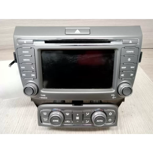 HOLDEN STATESMAN/CAPRICE STEREO/HEAD UNIT HEAD UNIT & DISPLAY/CONTROL PANEL