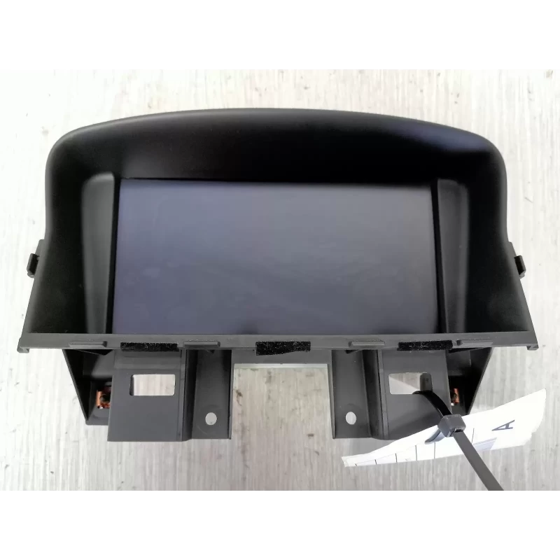 HOLDEN CRUZE STEREO/HEAD UNIT DISPLAY SCREEN, NON SAT NAV TYPE, JH, 03/11-01/17