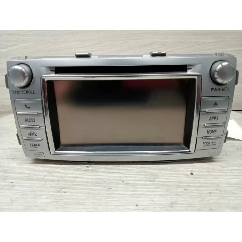 TOYOTA HILUX STEREO/HEAD UNIT SAT NAV HEAD UNIT (P/N ON FACE 100247), 02/05-08/1