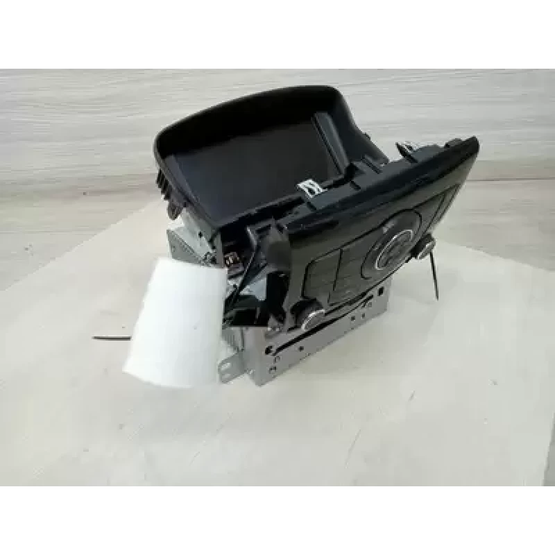 HOLDEN CRUZE STEREO/HEAD UNIT HEAD UNIT, W/ MY LINK SYSTEM, JH, 03/11-01/17 2015