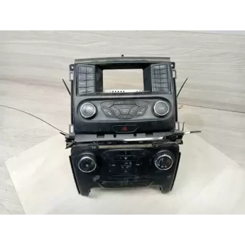FORD RANGER STEREO/HEAD UNIT XL/XLS DASH RADIO CONTROL PANEL/CONTROL UNIT, PX SE