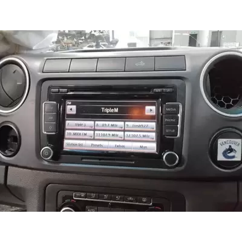 VOLKSWAGEN AMAROK STEREO/HEAD UNIT DISPLAY & HEAD UNIT (RCD210), 2H, 10/10-0