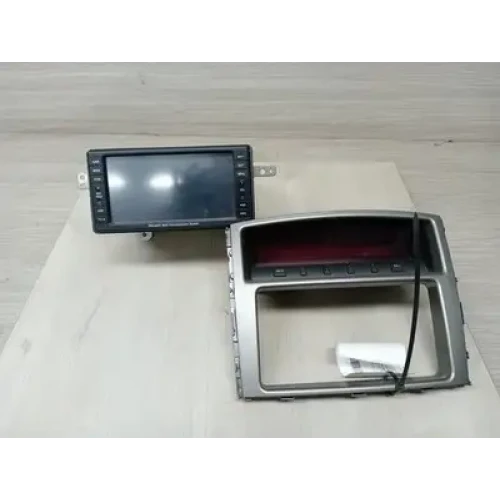 MITSUBISHI PAJERO STEREO/HEAD UNIT DISPLAY & HEAD UNIT, SAT NAV TYPE (A-04),