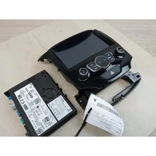 HOLDEN ASTRA STEREO/HEAD UNIT HEAD UNIT, W/ DISPLAY UNIT, 8IN TOUCHSCREEN, SAT N