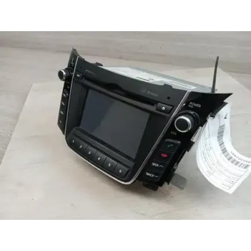 HYUNDAI I30 STEREO/HEAD UNIT 5 IN TOUCHSCREEN (GD-01), NON SAT NAV, W/ PHONE CON