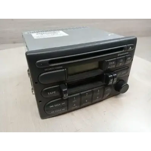HOLDEN COMMODORE STEREO/HEAD UNIT  RADIO CD, VT-VX, 09/97-09/02 2002