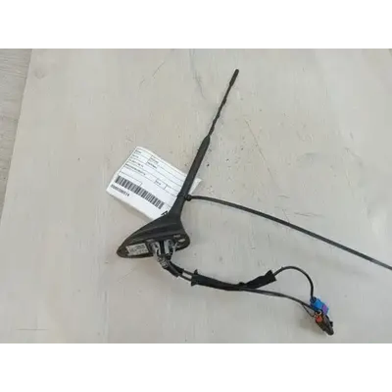 FORD FOCUS ANTENNA LW, 08/11-08/15 2014 FORD FOCUS ANTENNA LW, 08/11-08/15 2014