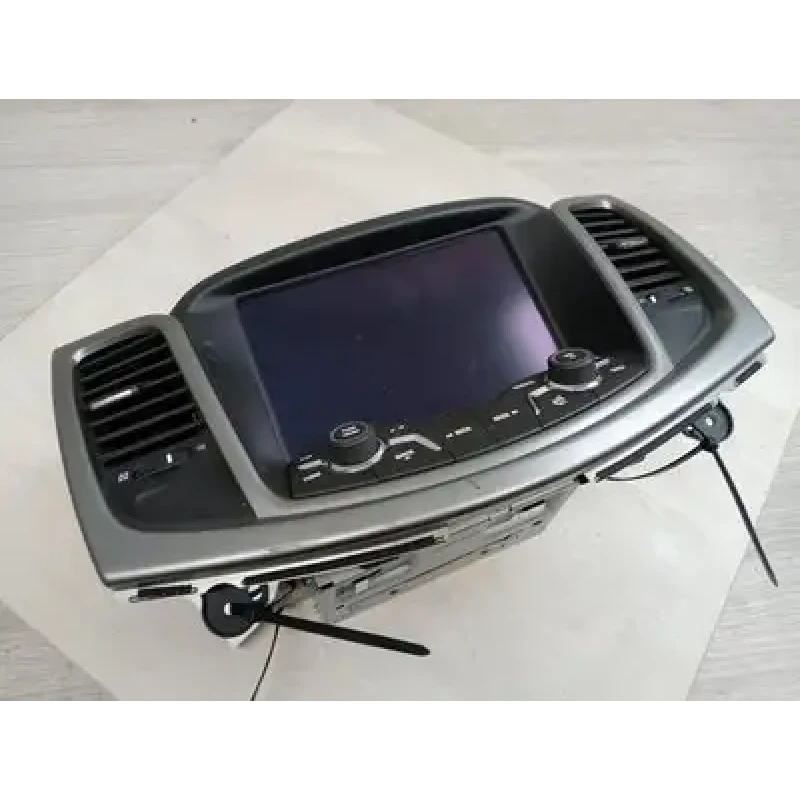 HOLDEN COMMODORE STEREO/HEAD UNIT DISPLAY SCREEN, 8IN NON SAT NAV TYPE, VF, 05/1