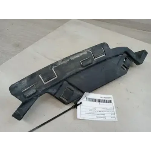 HOLDEN COMMODORE FRONT BAR BRKT/REINFORCEMENT BUMPER BRACKET (RH SIDE), VF, 08/0 HOLDEN COMMODORE FRONT BAR BRKT/REINFORCEMENT BUMPER BRACKET (RH SIDE), VF, 08/0