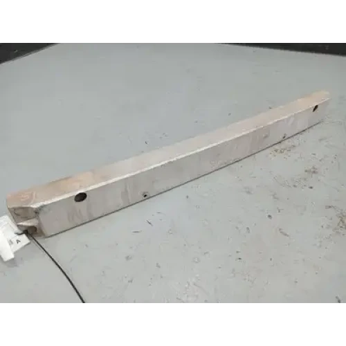 HOLDEN COMMODORE FRONT BAR BRKT/REINFORCEMENT MAIN REINFORCEMENT, VE-VF, 08/06-1 HOLDEN COMMODORE FRONT BAR BRKT/REINFORCEMENT MAIN REINFORCEMENT, VE-VF, 08/06-1