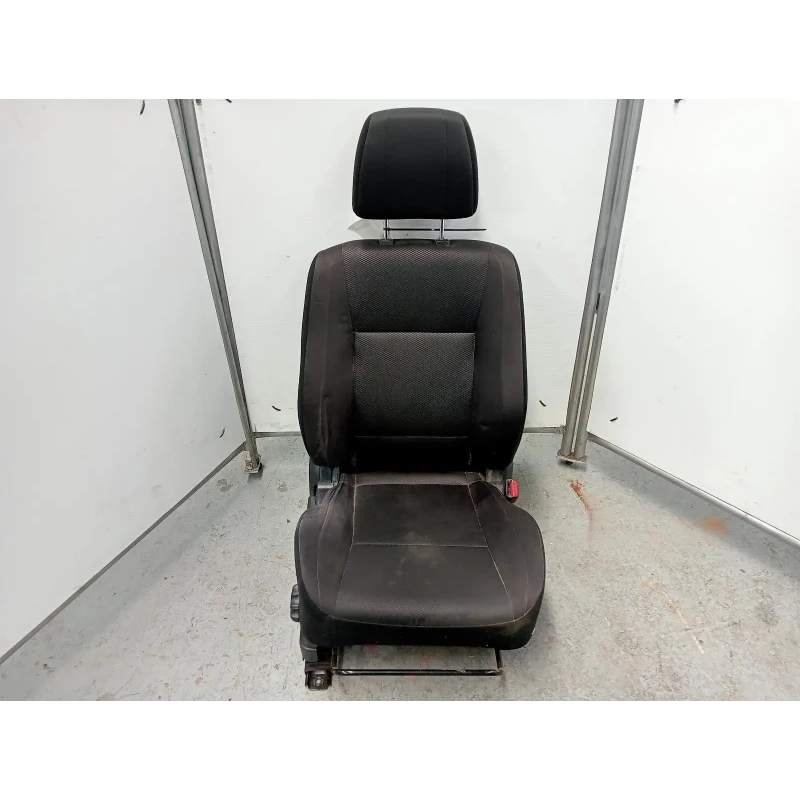 MITSUBISHI PAJERO FRONT SEAT RH FRONT, NS-NW, CLOTH, BLACK, MANUAL TYPE, 08/06-0
