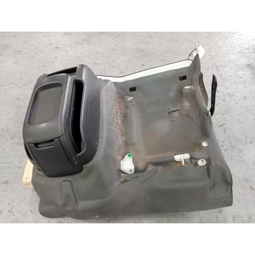 TOYOTA HIACE FRONT SEAT LH BUCKET, LWB/SLWB, TRH/KDH, 02/14-04/19 2016