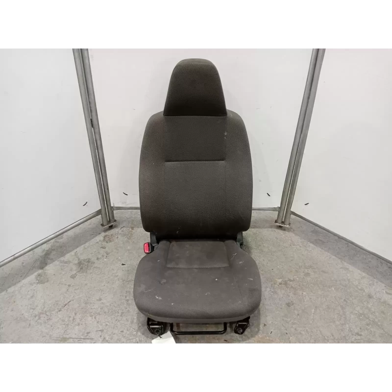 TOYOTA HIACE FRONT SEAT LH BUCKET, LWB/SLWB, TRH/KDH, 02/14-04/19 2016