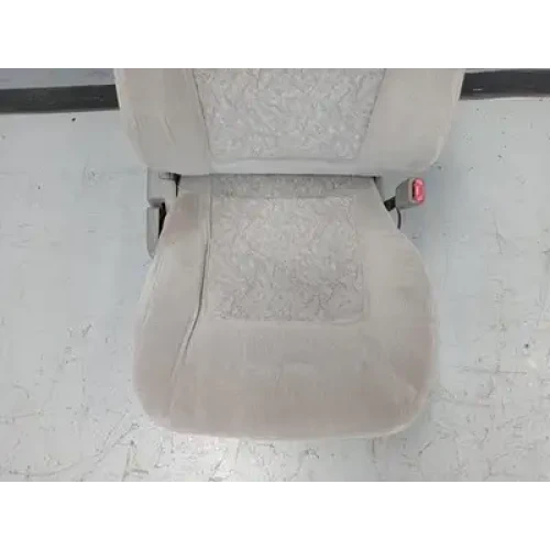 NISSAN PATROL FRONT SEAT Y61/GU, UTE, ST, TRIM CODE K, RH FRONT, CLOTH, GREY, 05 NISSAN PATROL FRONT SEAT Y61/GU, UTE, ST, TRIM CODE K, RH FRONT, CLOTH, GREY, 05