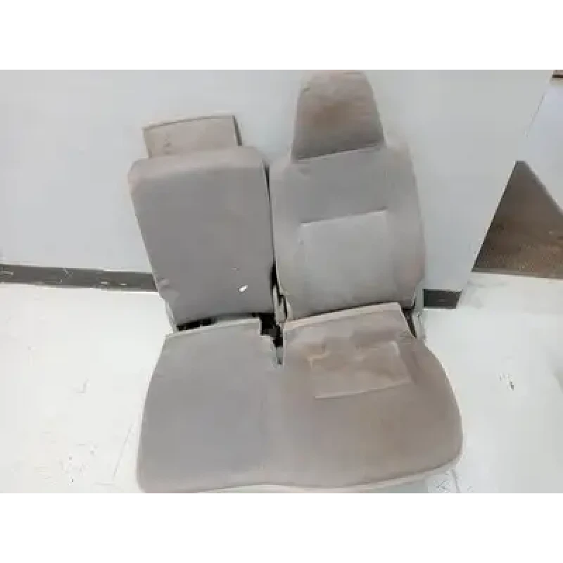 TOYOTA HIACE FRONT SEAT LH BENCH, LWB/SWB, TRH/KDH, 01/05-01/14 2006