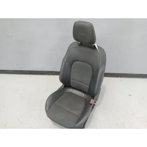 FORD FOCUS FRONT SEAT RH FRONT, SA, HATCH/WAGON, TITANIUM, 10/18-12/20 2019
