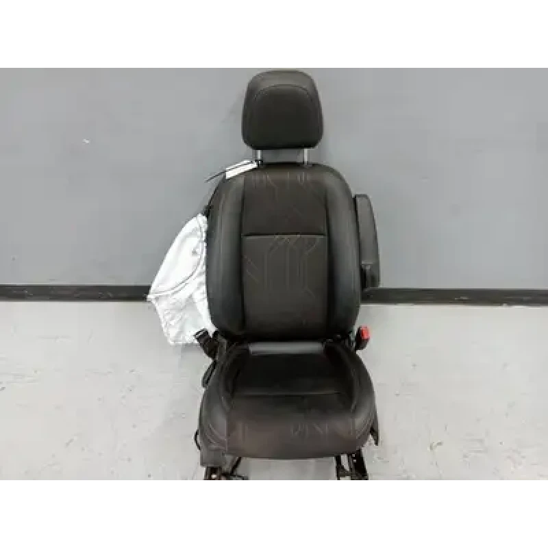 HOLDEN TRAX FRONT SEAT RH FRONT, TJ SERIES, CLOTH, 08/13-12/20 2018 HOLDEN TRAX FRONT SEAT RH FRONT, TJ SERIES, CLOTH, 08/13-12/20 2018