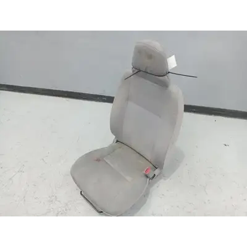 TOYOTA HIACE FRONT SEAT RH BUCKET, LWB/SWB, TRH/KDH, 01/05-01/14 2008