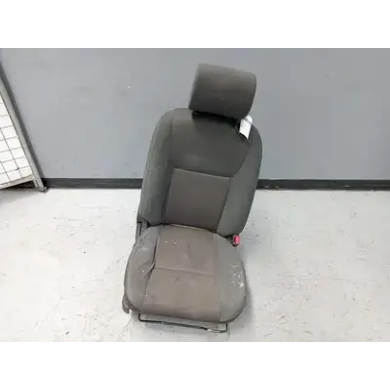 NISSAN NAVARA FRONT SEAT D40, RH FRONT, CLOTH, RX/ST-X, NON AIRBAG TYPE, NO KNOB