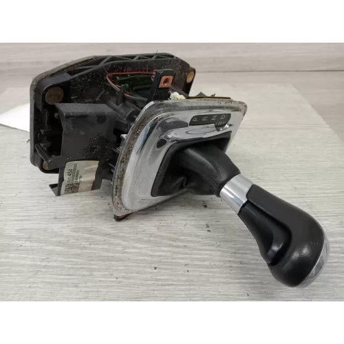 HOLDEN COMMODORE GEAR STICK/SHIFTER 3.6/6.0/6.2, PETROL, AUTO T/M, VF, 05/13-12/