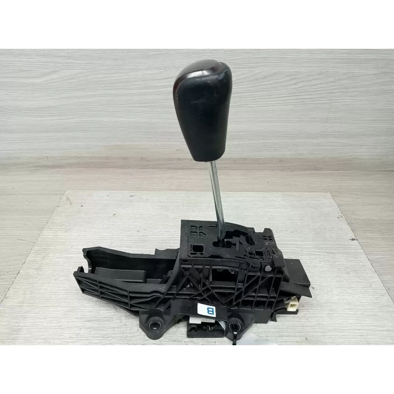 TOYOTA PRADO GEAR STICK/SHIFTER AUTO T/M, DIESEL/PETROL, 150 SERIES, 08/09-05/15