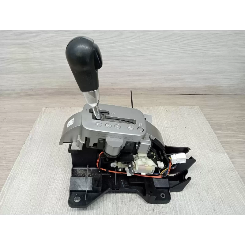 NISSAN NAVARA GEAR STICK/SHIFTER GEAR SHIFTER, AUTO T/M, TIPTRONIC TYPE, D40, 01