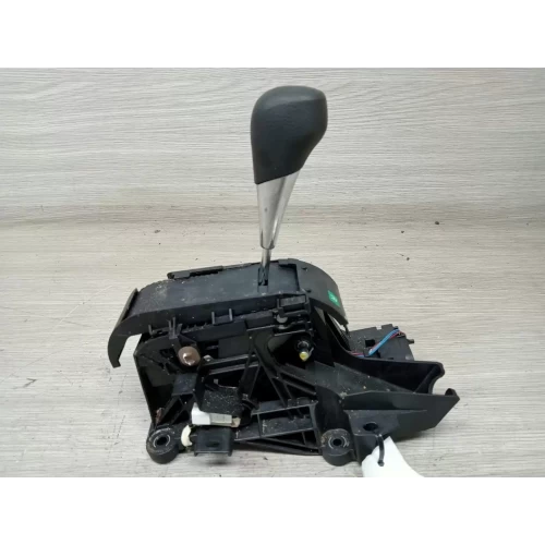 TOYOTA RAV4 GEAR STICK/SHIFTER AUTO, ACA33, 11/05-11/12 2010