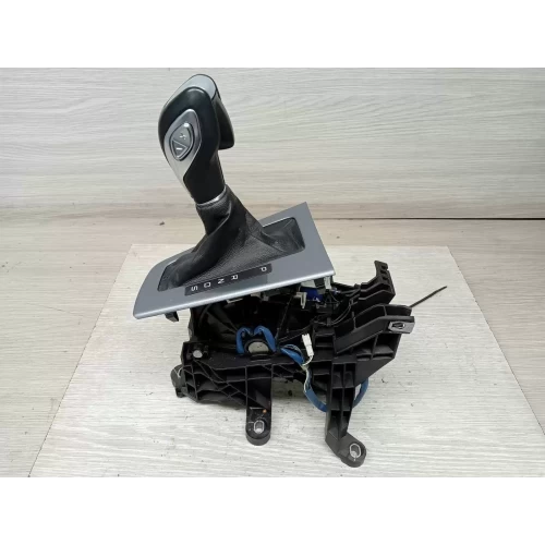 FORD FOCUS GEAR STICK/SHIFTER AUTO T/M, DIESEL/PETROL, LW, 05/11-08/15 2012