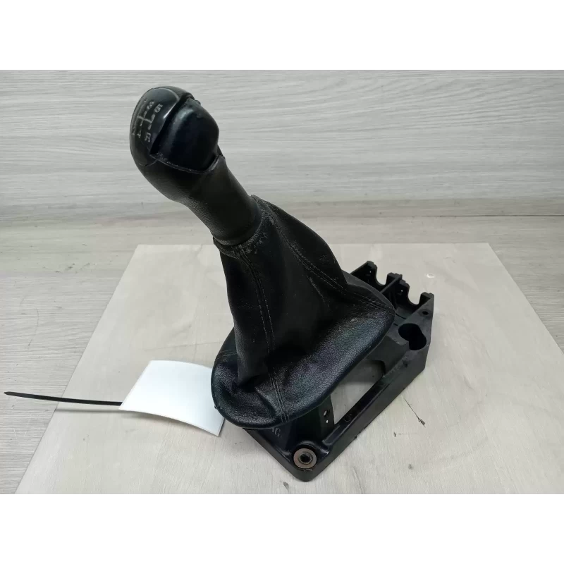 HOLDEN BARINA GEAR STICK/SHIFTER GEARSTICK, MANUAL, SPARK, MJ (VIN KL3M), 10/10-