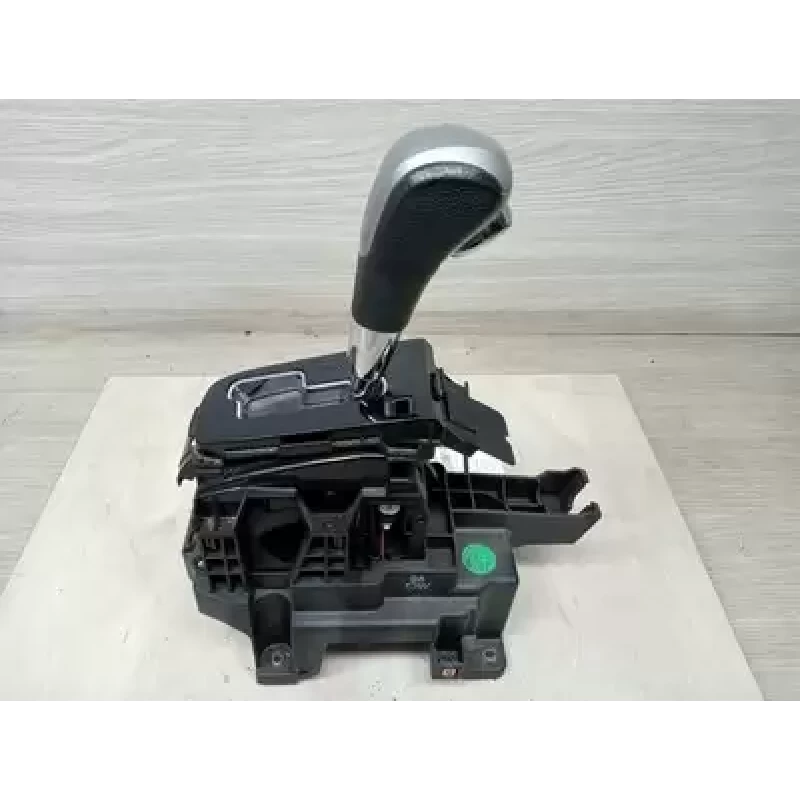 HOLDEN CRUZE GEAR STICK/SHIFTER AUTO T/M, JG, 05/09-02/11 2009