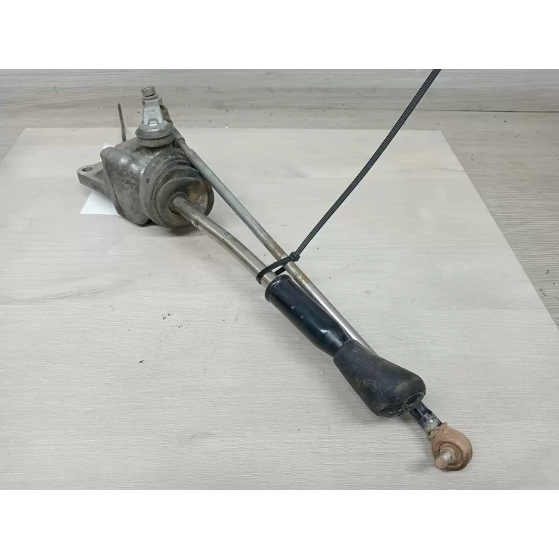 TOYOTA LANDCRUISER GEAR STICK/SHIFTER 76/78/79 SERIES, TRANSFER CASE SHIFTER, MA