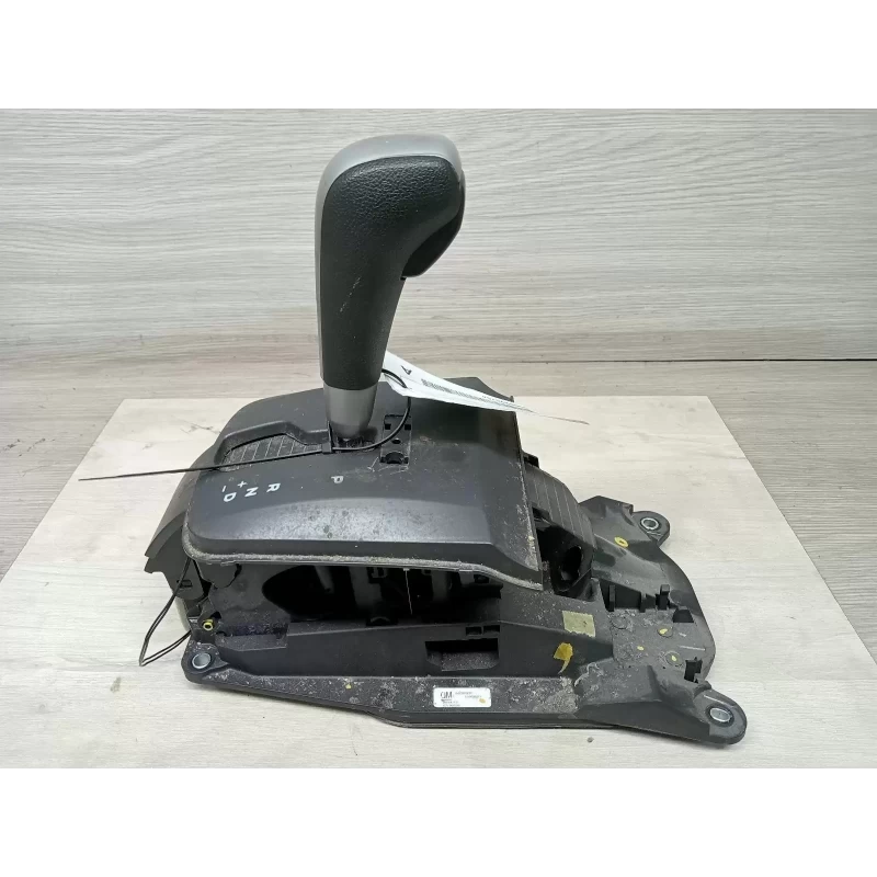 HOLDEN COLORADO GEAR STICK/SHIFTER GEAR SHIFTER, AUTO T/M TYPE, RG, 06/12-12/20