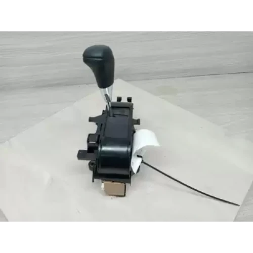 TOYOTA HILUX GEAR STICK/SHIFTER TRANSMISSION SHIFTER, AUTO T/M, PETROL/DIESEL, 0