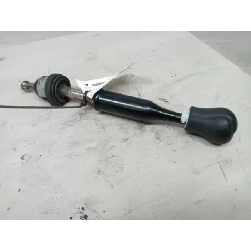 TOYOTA HILUX GEAR STICK/SHIFTER GEARBOX SHIFTER, MANUAL T/M, 4WD, PETROL/DIESEL,