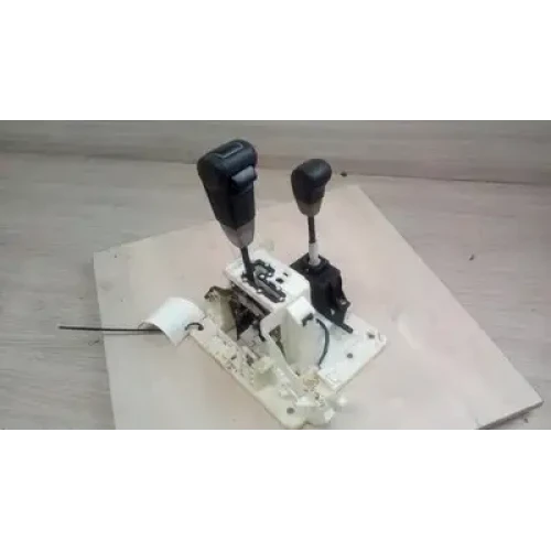 MITSUBISHI PAJERO GEAR STICK/SHIFTER AUTO T/M, 3.2, DIESEL, 4M41, MAIN SHIFTER,