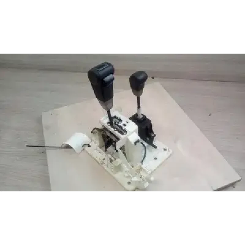 MITSUBISHI PAJERO GEAR STICK/SHIFTER AUTO T/M, 3.2, DIESEL, 4M41, MAIN SHIFTER,