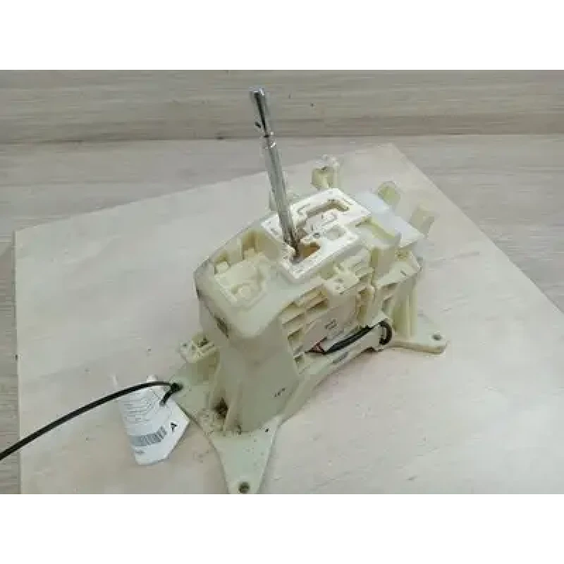 HYUNDAI IX35 GEAR STICK/SHIFTER AUTO T/M, 2.0, PETROL, G4NC, LM SERIES, 06/13-01