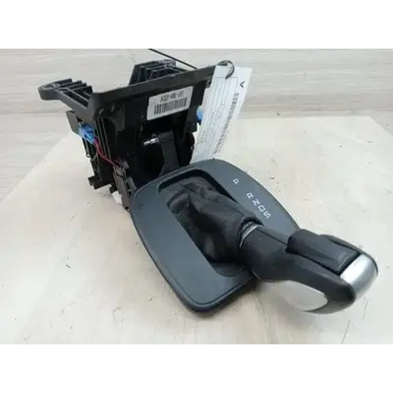 FORD ESCAPE GEAR STICK/SHIFTER ZG, DIESEL, AUTO T/M TYPE, 09/16-05/20 2020 FORD ESCAPE GEAR STICK/SHIFTER ZG, DIESEL, AUTO T/M TYPE, 09/16-05/20 2020