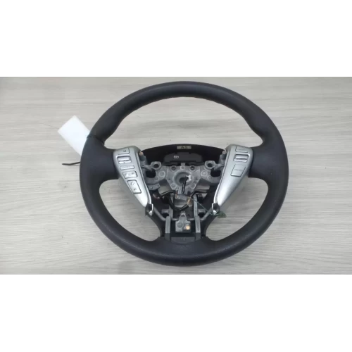 NISSAN PULSAR STEERING WHEEL VINYL, B17/C12, 12/12-12/17 2013