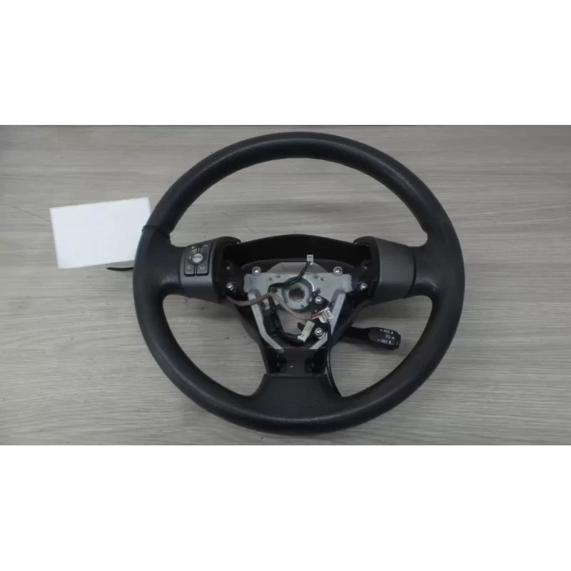 TOYOTA RAV4 STEERING WHEEL VINYL, ACA33, 11/05-11/12 2009